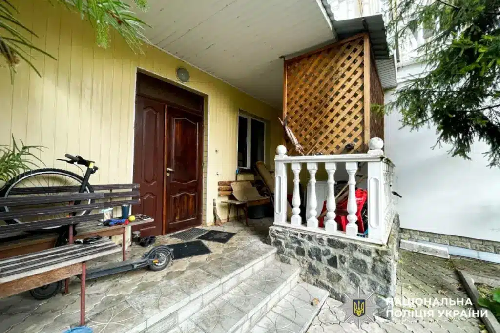 vykraly-dva-velosypedy-rivne-02