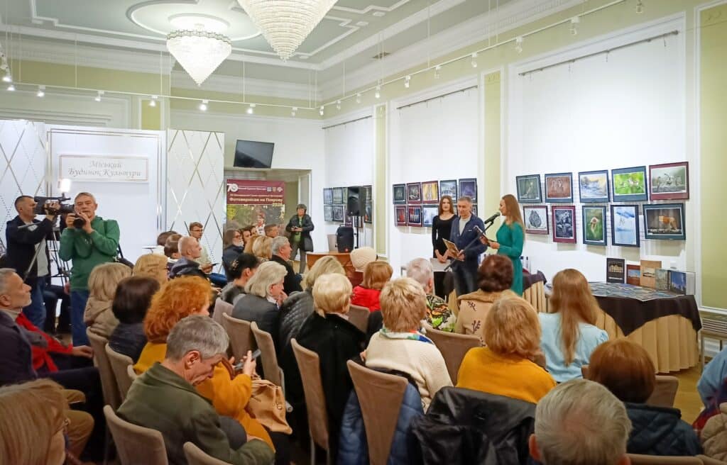 фотовернісаж на покрову, відкриття