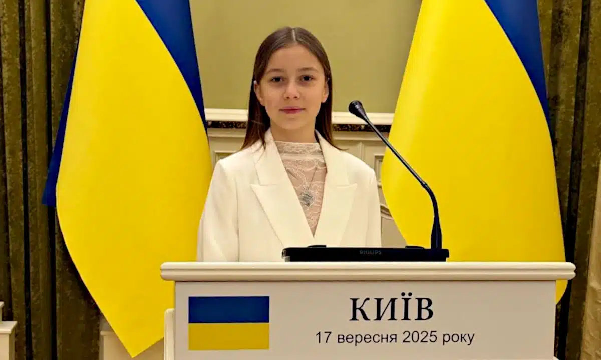 Олександра Данилюк під час церемонії нагородження.