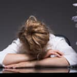 втома молоді