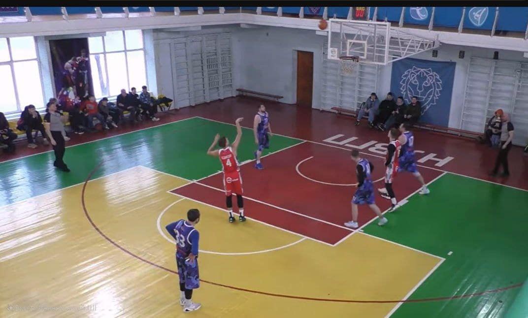 Момент матчу БК Рівне-ОСДЮШОР - Ужгород