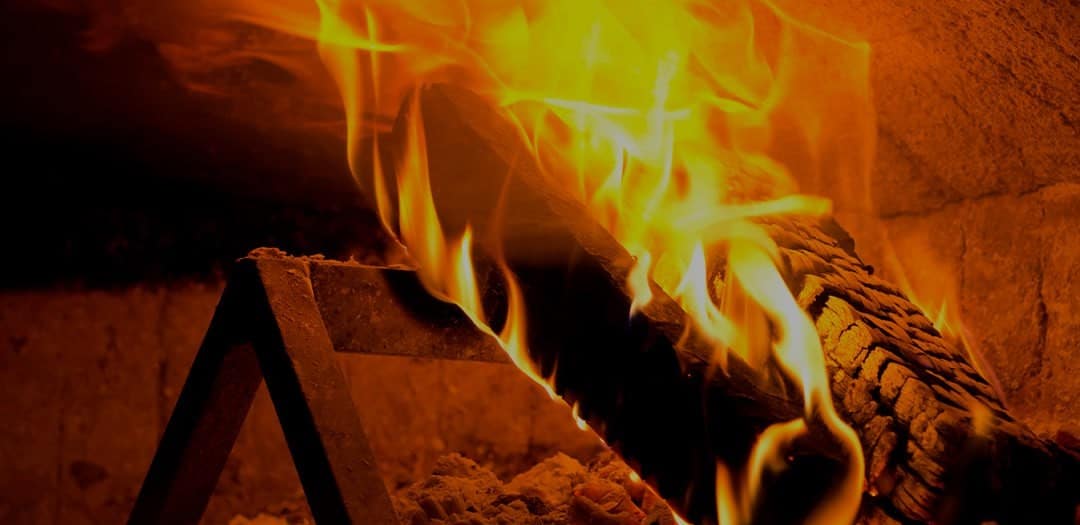 Підліток з Мирогощі Першої отримав опіки під час розпалювання печі бензином Підліток з Мирогощі Першої отримав опіки під час розпалювання печі бензином