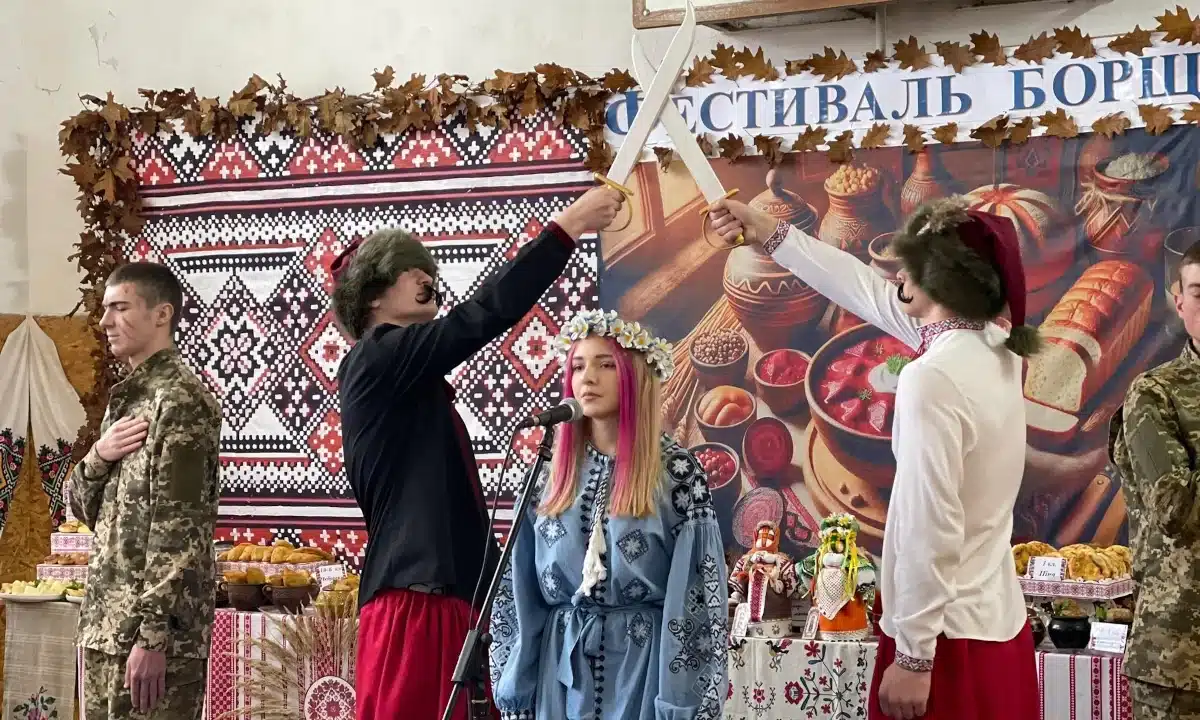 Фестиваль борщу в Березному. Офіційне відкриття.