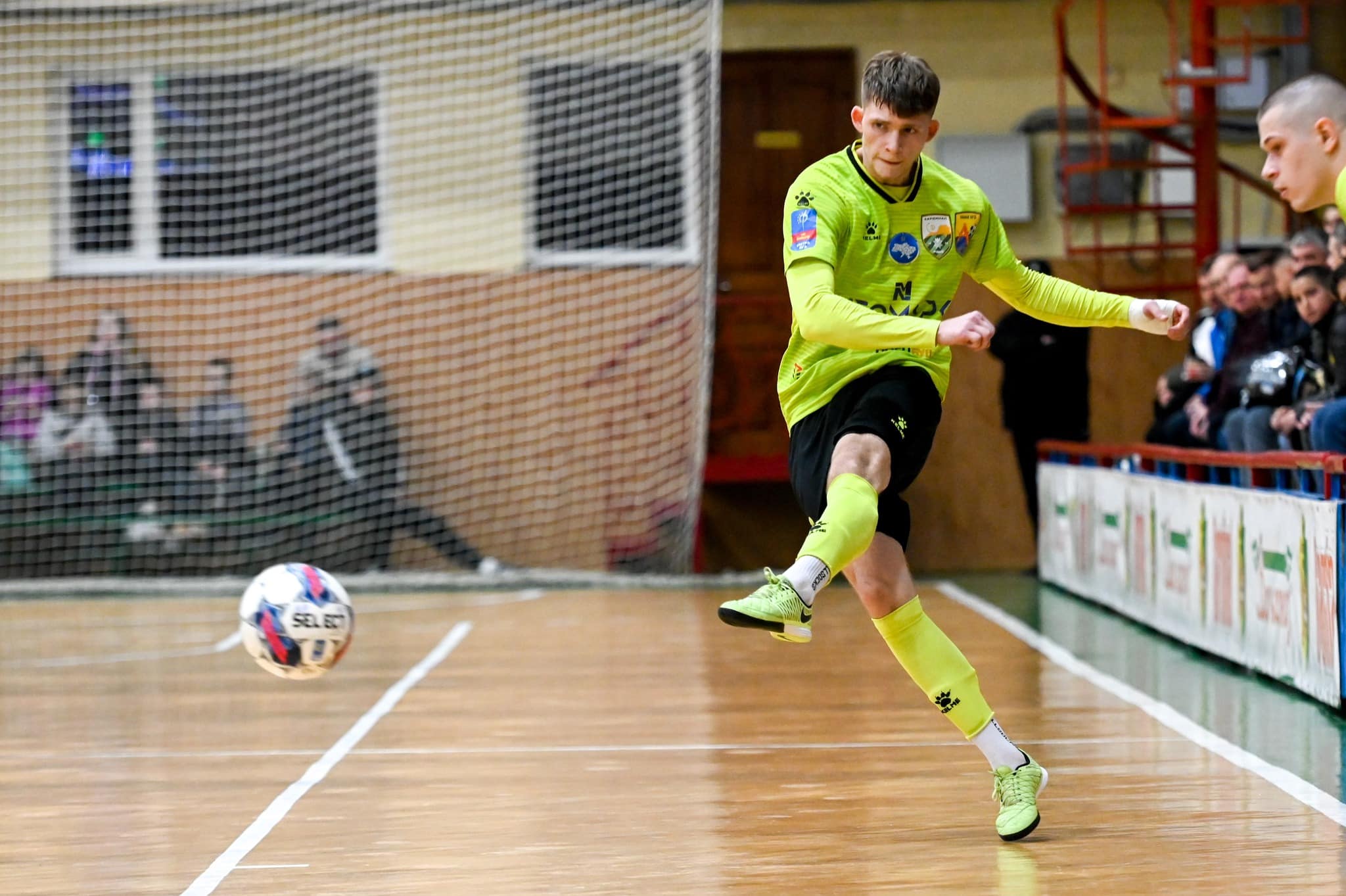 Гравці «Кардинал Авангард» під час матчу у чемпіонаті України з футзалу