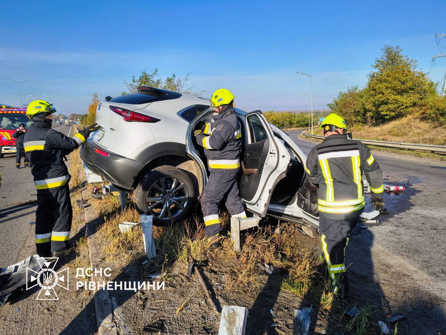 Рятувальники залучались до ліквідації ДТП біля зоопарку в Рівному Рятувальники залучались до ліквідації ДТП біля зоопарку в Рівному