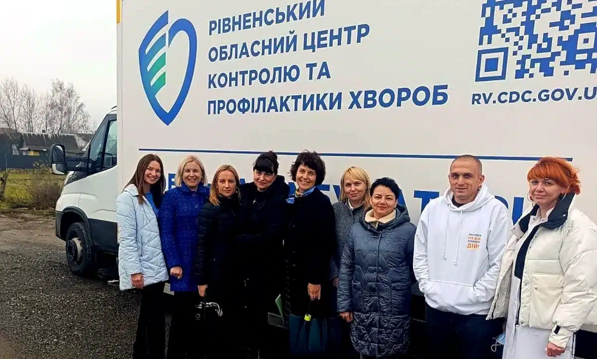 64 громади Рівненщини підписали Меморандум про співпрацю для протидії туберкульозу Мобільна амбулаторія Рівненського обласного ЦКПХ.