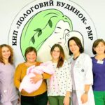 Маленька Богдана з вагою 970 грамів вирушила додому після двох місяців боротьби