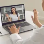 Онлайн-прийом: коли він ефективний і як на нього підготуватися онлайн-консультація лікарки