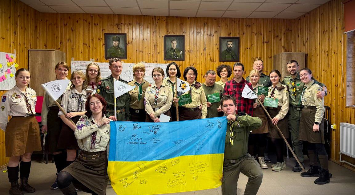 Пласт у Волошках навчає тих, хто працюватиме з молоддю Виховники Пласту Рівненщина на вишколі у Волошках