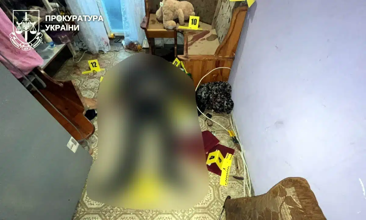 На підлозі лежить тіло. Зловмисника, який убив знайого затримали.