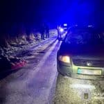 У Рівненському районі під колесами легковика загинув пішохід Автомобіль Volkswagen Passat на місці смертельної ДТП і тіло загиблого пішохода