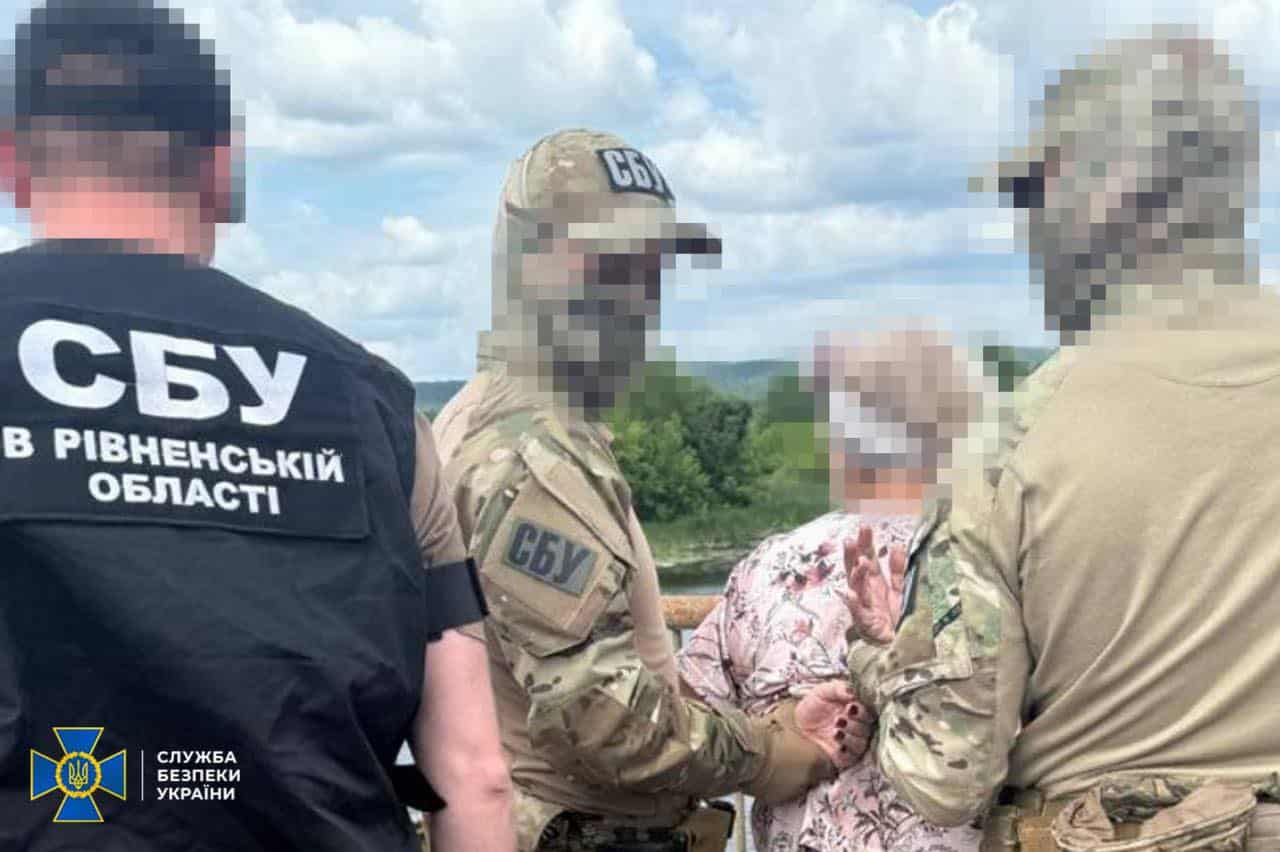 СБУ затримує ворожу агентку.