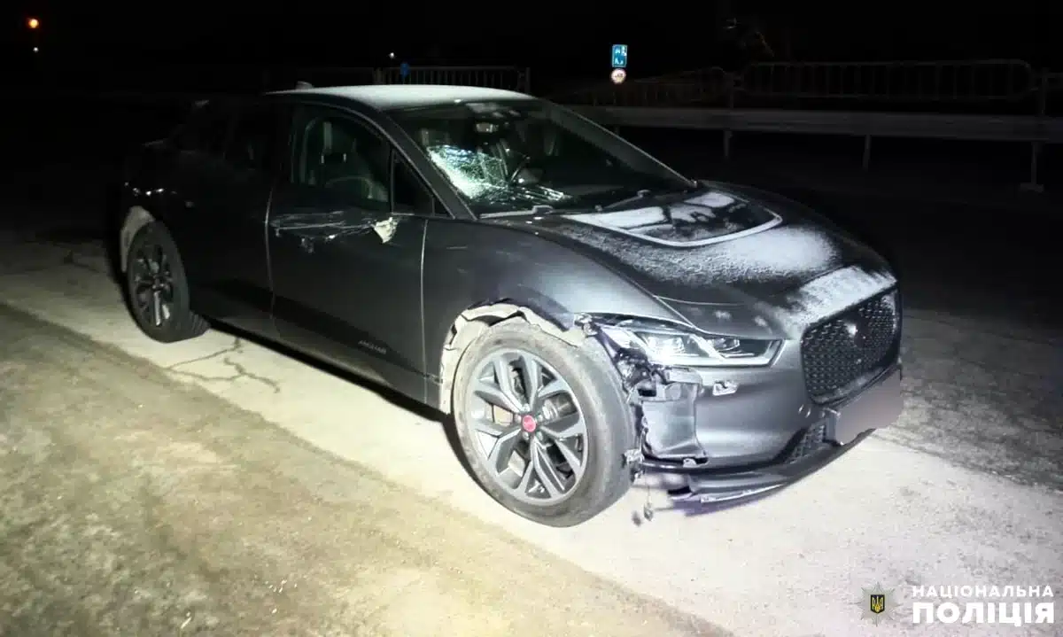 Судитимуть водія, який на пішохідному переході збив чоловіка насмерть Авто, яке збило чоловіка насмерть у Вересневому.