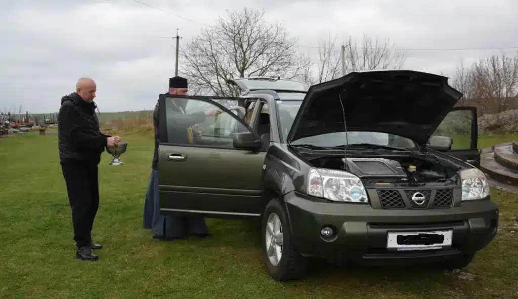 Освячення авто.