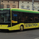 Низькопідлоговий міський автобус «Електрон» А18501 українського виробництва.