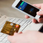 Телефонне шахрайство: аферисти виманюють дані банківської картки.