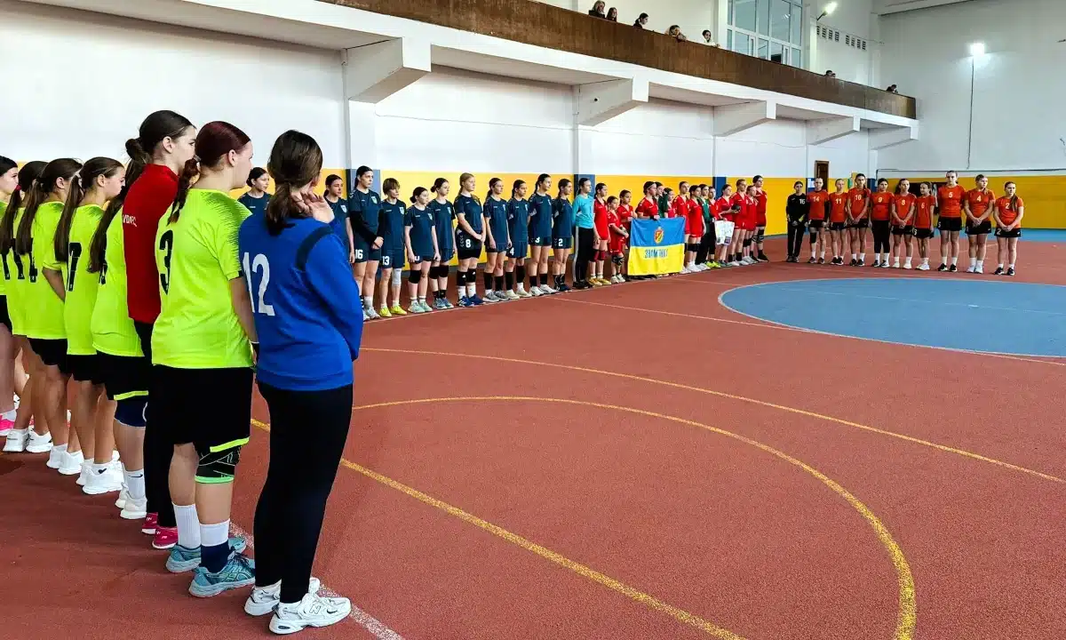 Костопіль уперше прийняв обласний Кубок з гандболу серед дівчат Відкриття обласного кубку з гандболу у Костополі.