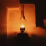 Графіки відключень електроенергії на Рівненщині у середу, 10 грудня Гасова лампа.