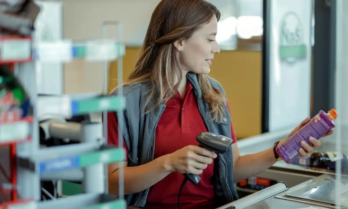 ТОП-10 найзатребуваніших вакансій на Рівненщині Касир.