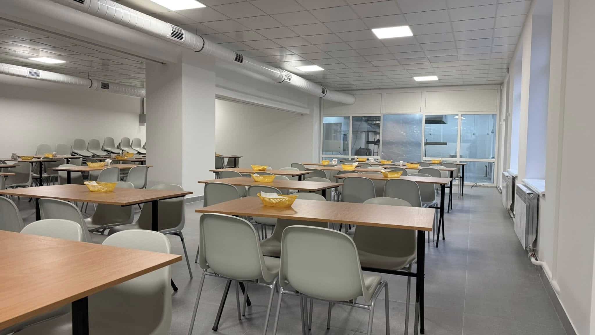 Ліцей №2 у Сарнах отримав оновлений харчоблок за підтримки ЄС Харчоблок у Сарнах 2 Ліцей