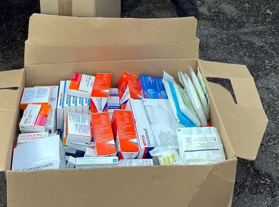 Медикаменти для військових.