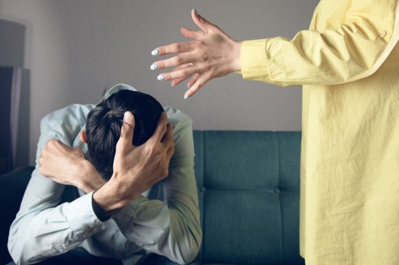 У Рівному чоловік заявив про домашнє насильство з боку дружини У Рівному чоловік заявив про домашнє насильство з боку дружини