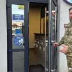 Третій на Рівненщині офіс ГО «Захист Держави» для юридичної підтримки військових відкрився в Острозі Вхід до нового офісу ГО «Захист Держави» в Острозі.