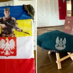 Портрет і персональні речі, виставлені на відзначення пам'яті Кшиштофа Тифеля.