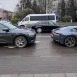 Audi протаранив Ferrari.