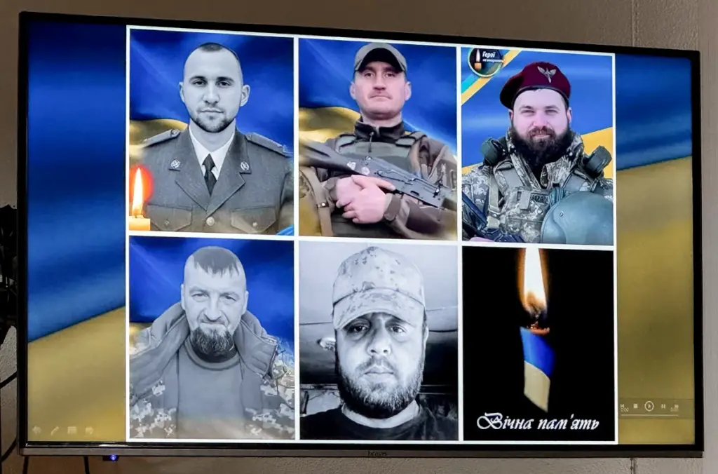 Полеглі захисники.