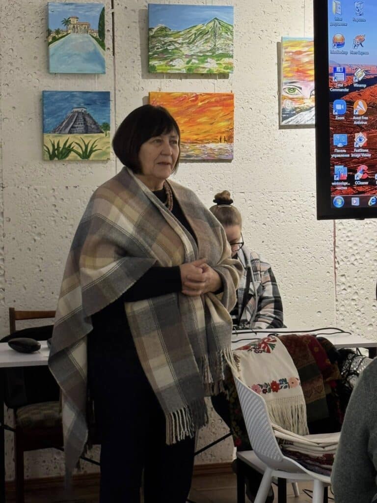 Алла Українець.