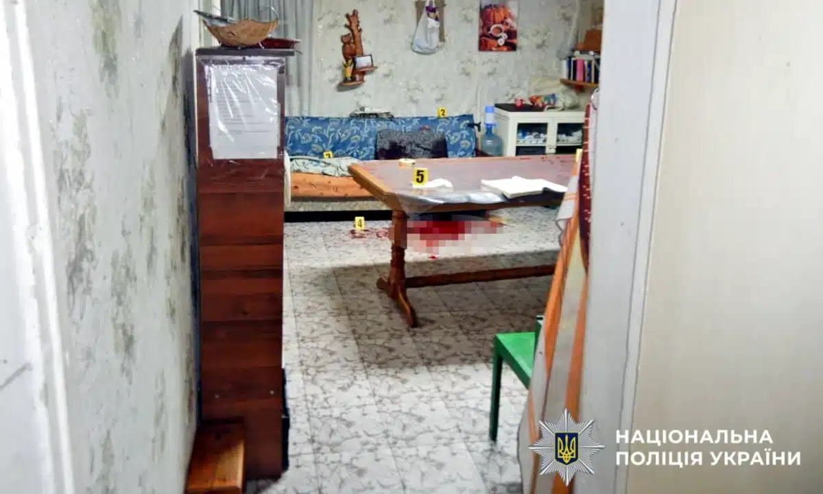 Підозрюваного в умисному вбивстві знайомого затримали у Рівному Місце умисного вбивства у Рівному.