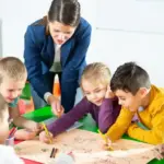 Українським учителям за кордоном зараховуватимуть стаж – що змінює рішення Уряду Педагогічний стаж українських учителів за кордоном