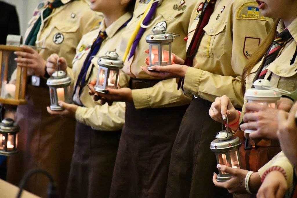 Старує щорічна подорож Вифлеємського Вогню Миру Старує щорічна подорож Вифлеємського Вогню Миру