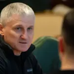 Олег Іващенко.