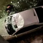 Брила снігу пошкодила авто у Рівному.