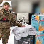 Військовий Віктор Володько із Сарн отримав від громади допомогу.