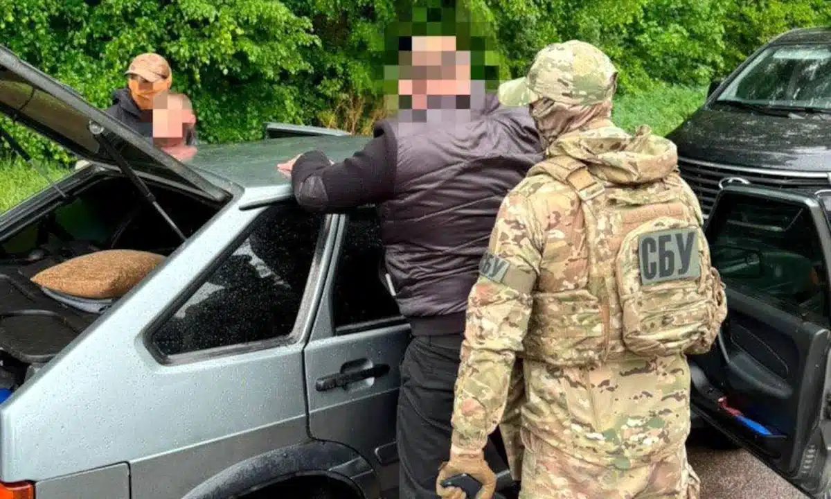 Затримання голови громади під отримання хабаря.