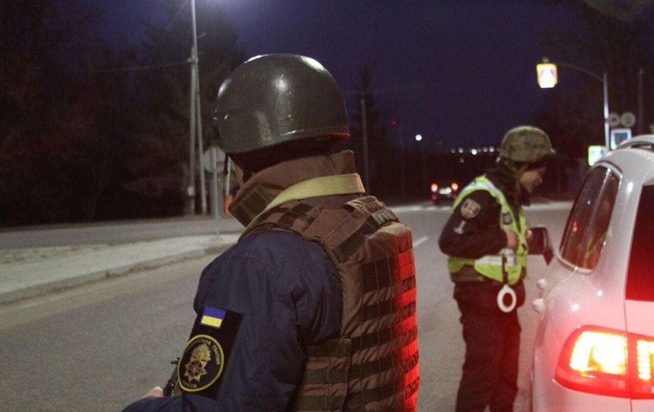 Коли можна виходити під час комендантської години без перепусток: перелік випадків