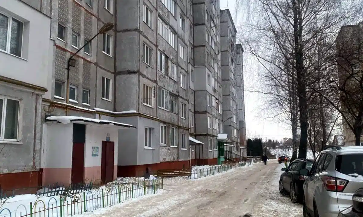 Будинок у Квасилові, в якому відремонтували ліфти.