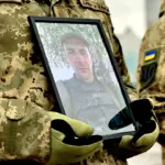 Полеглого захисника провели на вічний спочинок у Рівному Павло Дорохов.