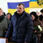 Родини полеглих Героїв на церемонії передачі нагород в Острозі.
