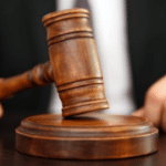 Ексголовного лікаря судитимуть на Рівненщині через надбавки працівникам Суддівський молоток.