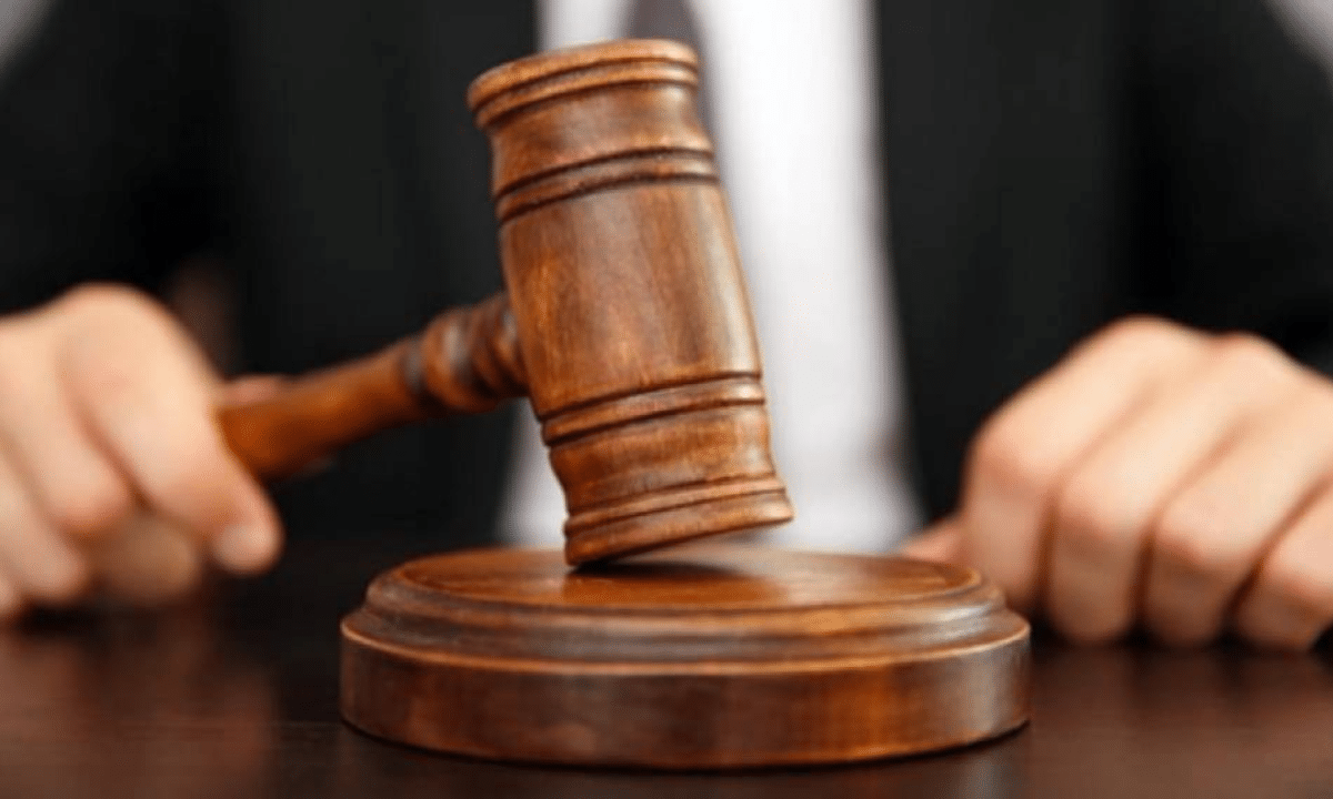 За незаконний видобуток бурштину житель Вараського району постане перед судом У Вараському районі завершили розслідування щодо незаконного видобутку бурштину