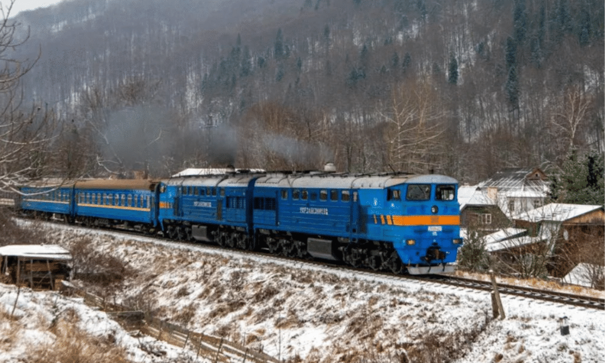 Ремонт на залізниці змінить рух приміських поїздів наприкінці січня