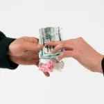 У Рівному знову викрили збут психотропів — підозрювана вже фігурує в інших справах