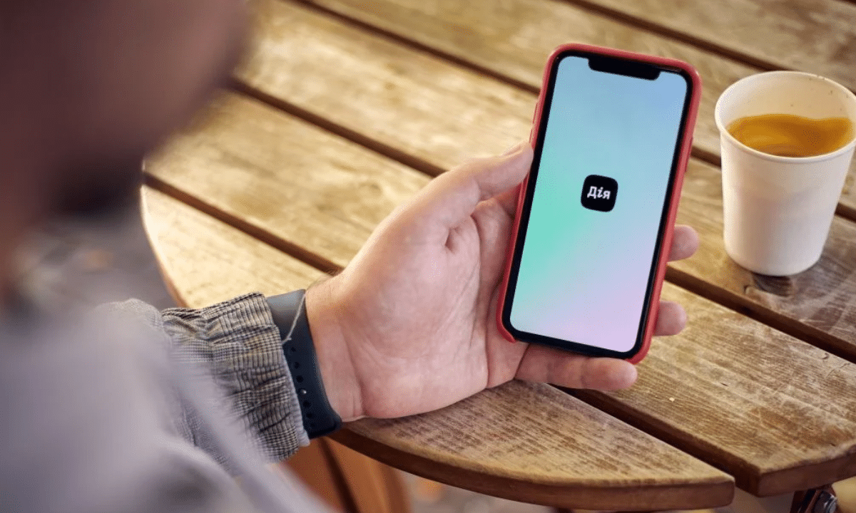 Українці шукатимуть роботу через Дію та ЦНАП