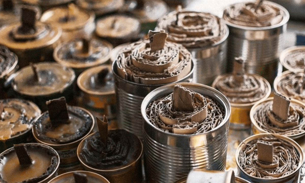 У Великій Омеляні виготовили 768 окопних свічок для захисників