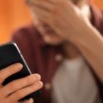 У Рівному чоловік підмінив новий смартфон на підробку