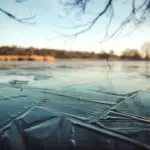 Тонкий лід.